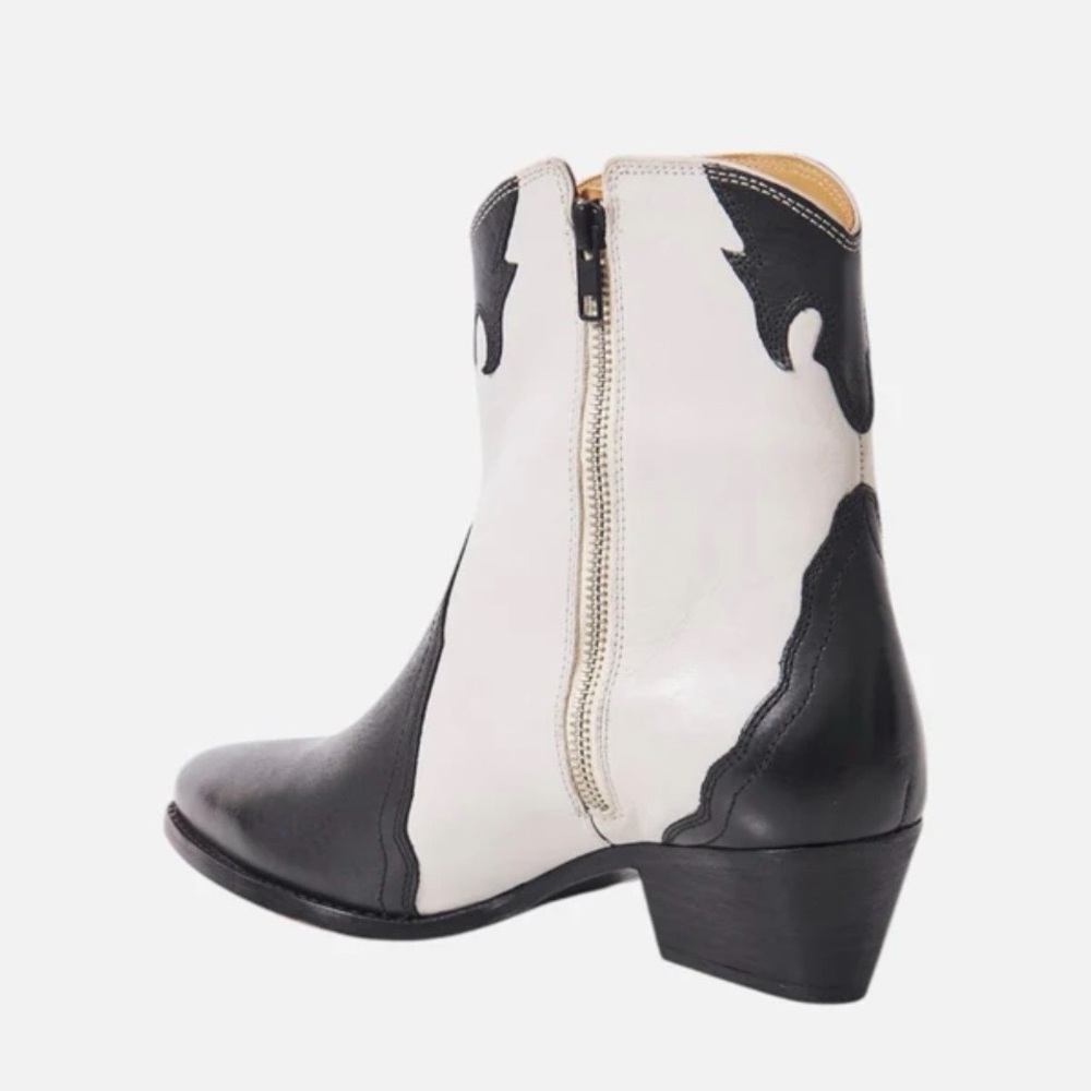 NIB Free People New Frontier Black and White Western Boots in Arctic Fox 38.5 - Picture 4 of 14